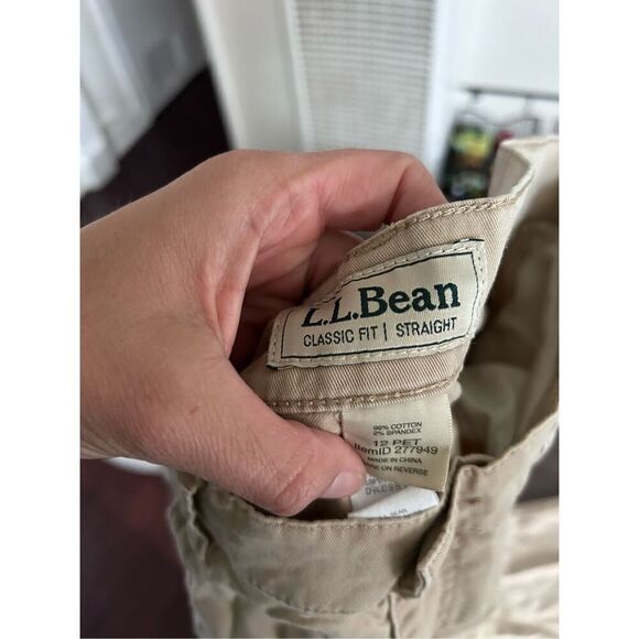 L.L. Bean Tan Classic Fit Straight Leg Khaki Pants Size 12 Petite Classic - Picture 7 of 14